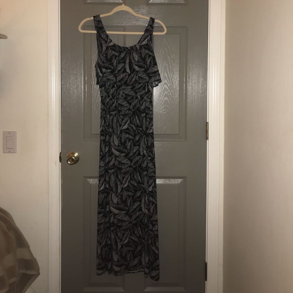 Tropical leaf maxi dress